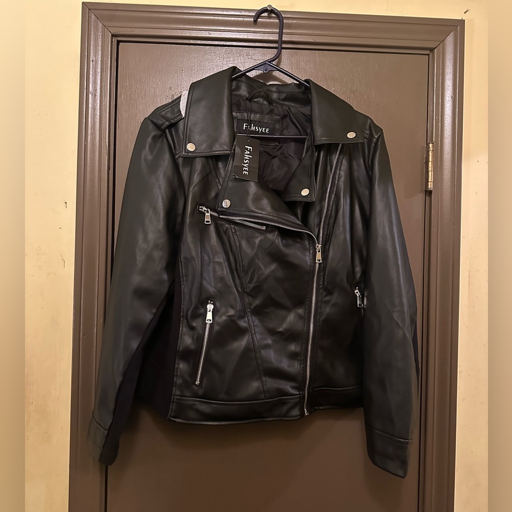 53. Fahsyee jacket size 2X